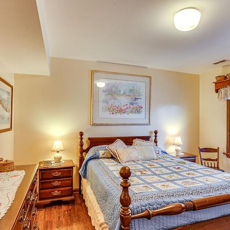 Charming Apartment With Yard And Beautiful Gardens! マンハイム エクステリア 写真