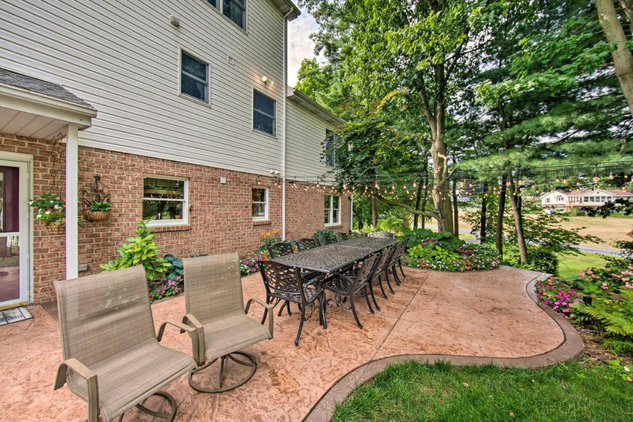 Charming Apartment With Yard And Beautiful Gardens! マンハイム エクステリア 写真