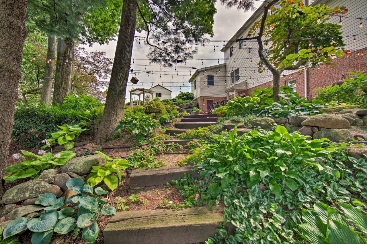 Charming Apartment With Yard And Beautiful Gardens! マンハイム エクステリア 写真