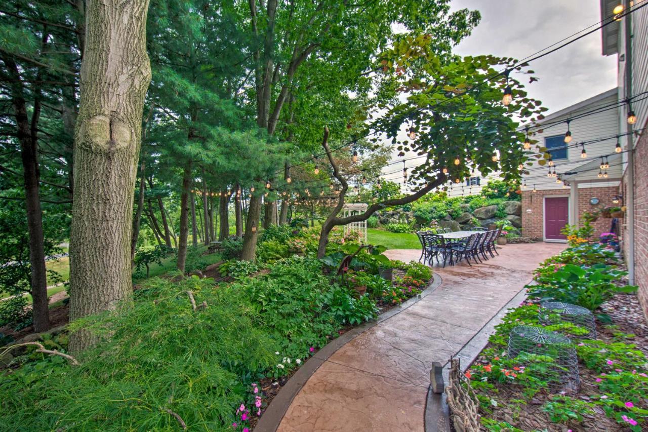 Charming Apartment With Yard And Beautiful Gardens! マンハイム エクステリア 写真