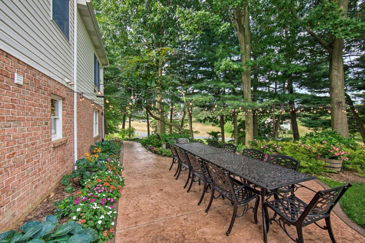 Charming Apartment With Yard And Beautiful Gardens! マンハイム エクステリア 写真