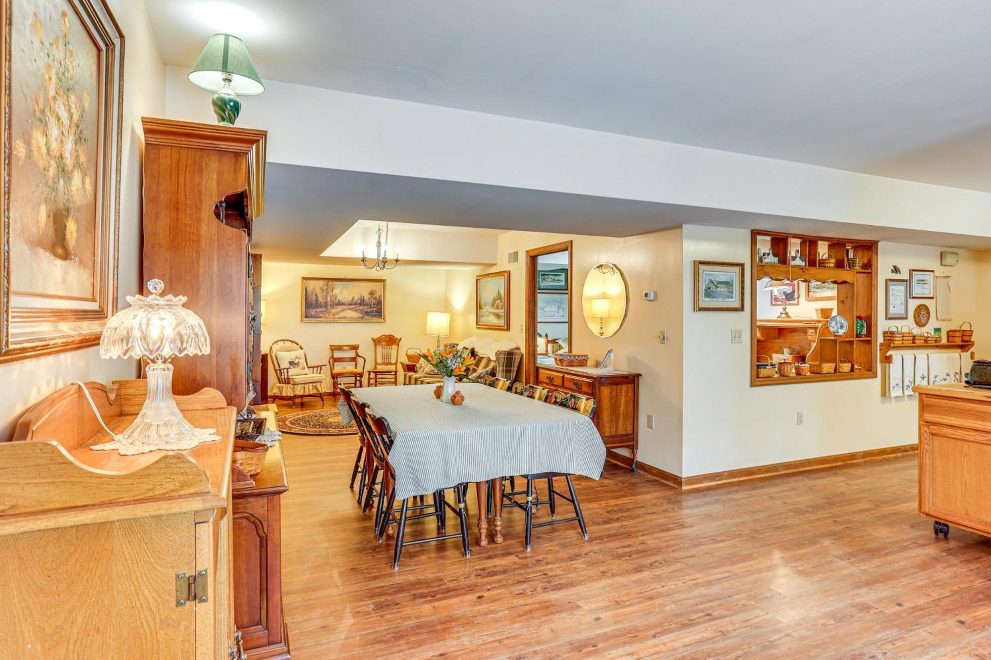 Charming Apartment With Yard And Beautiful Gardens! マンハイム エクステリア 写真